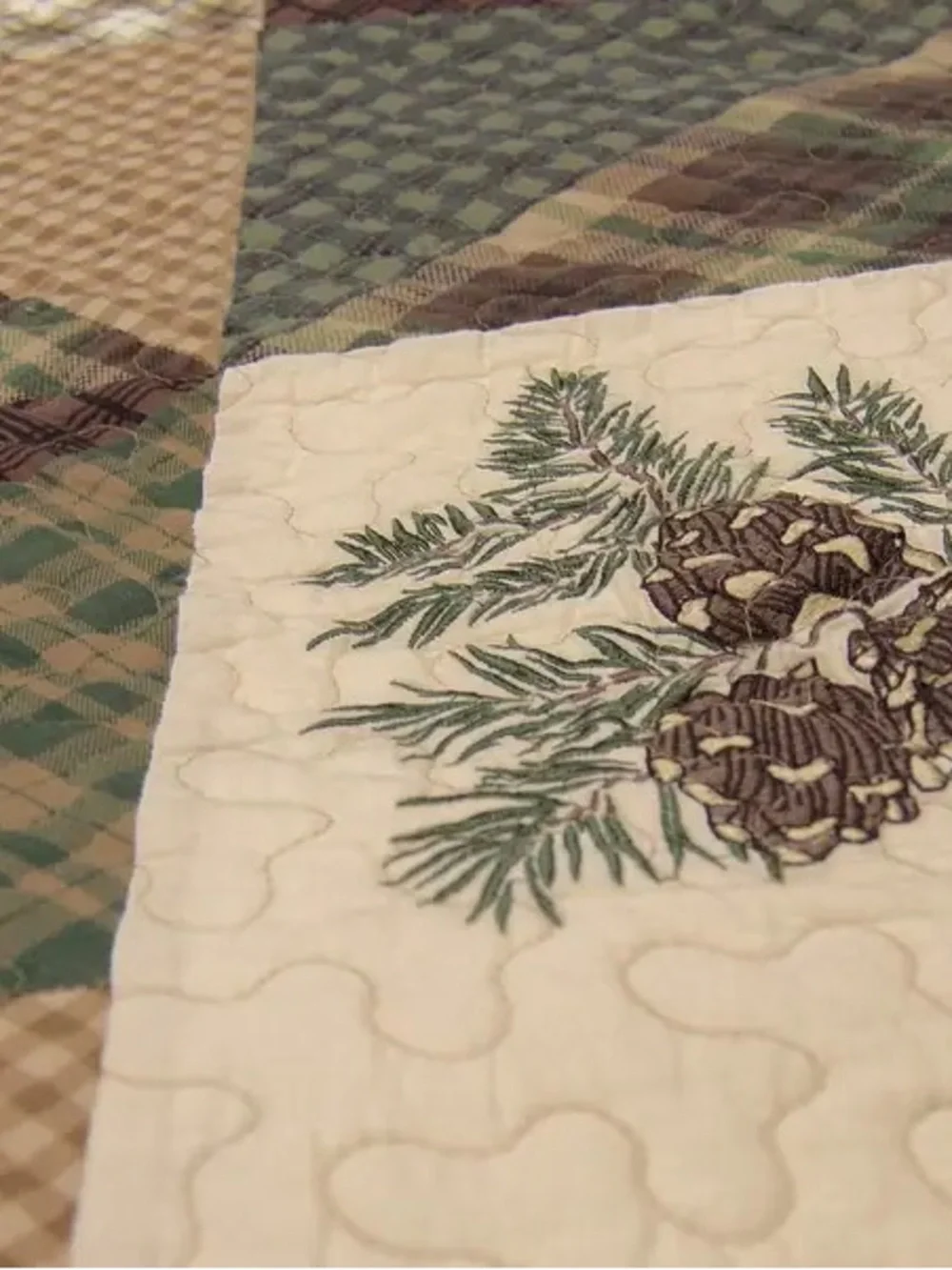 Donna Sharp Pine Star Cotton Pieced Quilt Collection Sz KING MSRP: $270.01. NEW